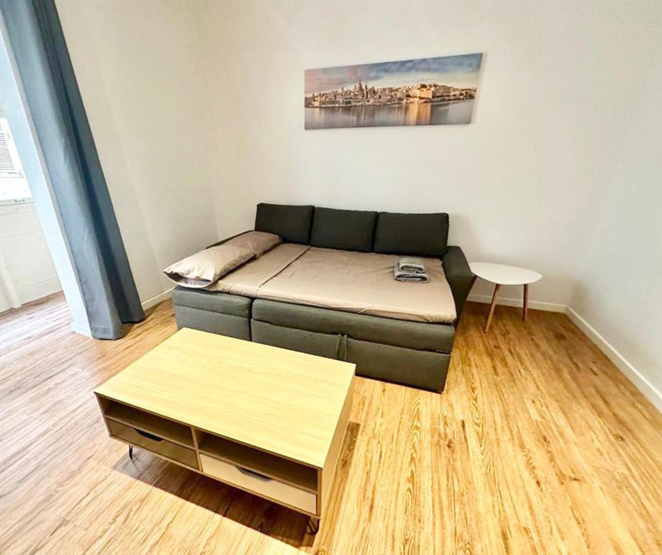 Central And Modern Valletta Flat 外观 照片